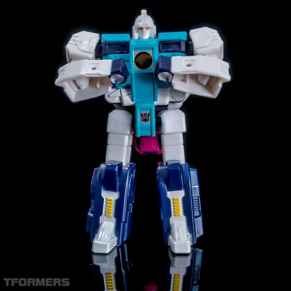 TFormers Titans Return Gallery   Siege On Cybertron Pounce 80 (79 of 92)